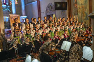 Legendarny zespół Mazowsze w rzekuńskim kościele (zdjęcia, wideo)